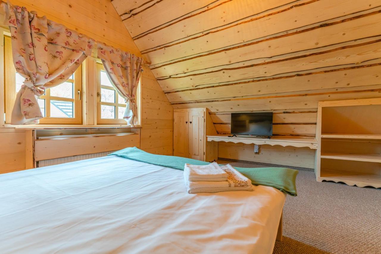 Cabane De Poveste Törcsvár Kültér fotó